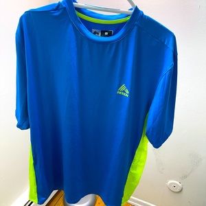 Has holes on the sides as a design